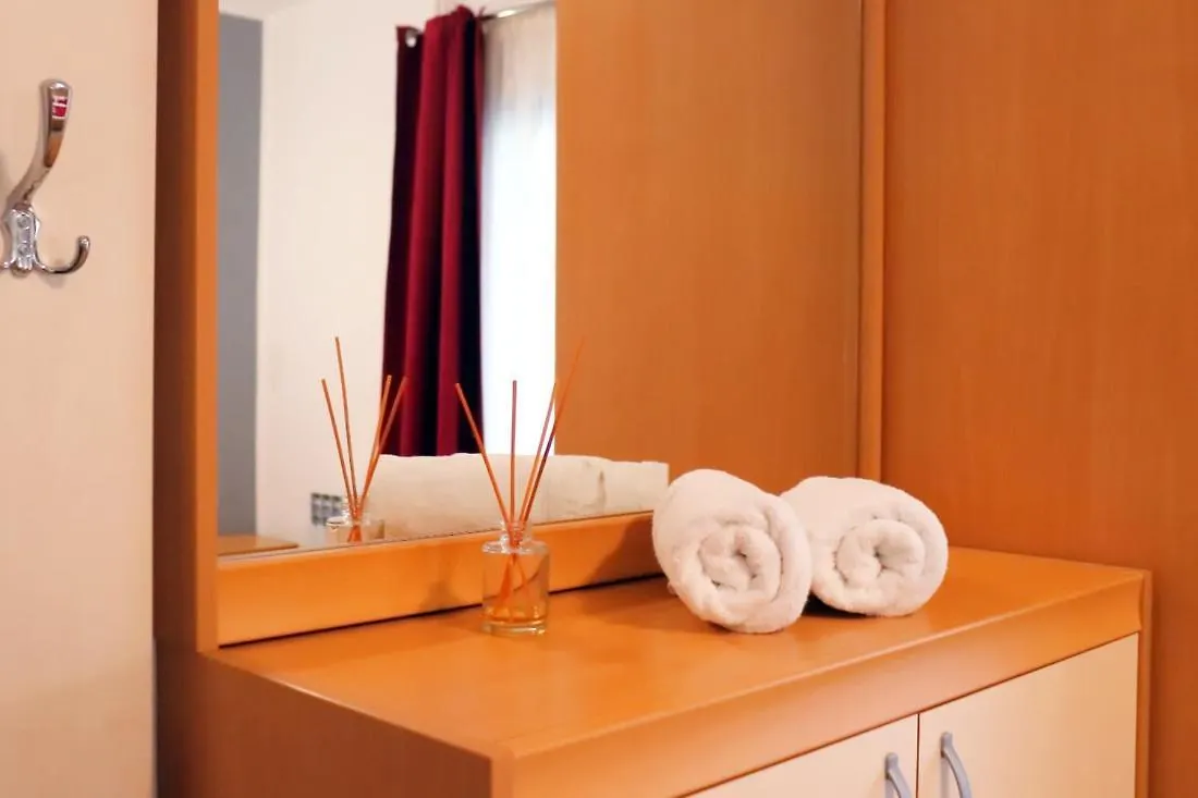 Villa Diana Apartments Porec 0*,